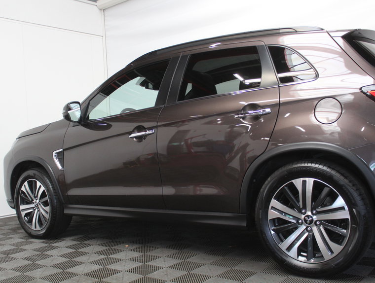 Vehicle Image 19