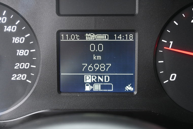 Vehicle Image 16