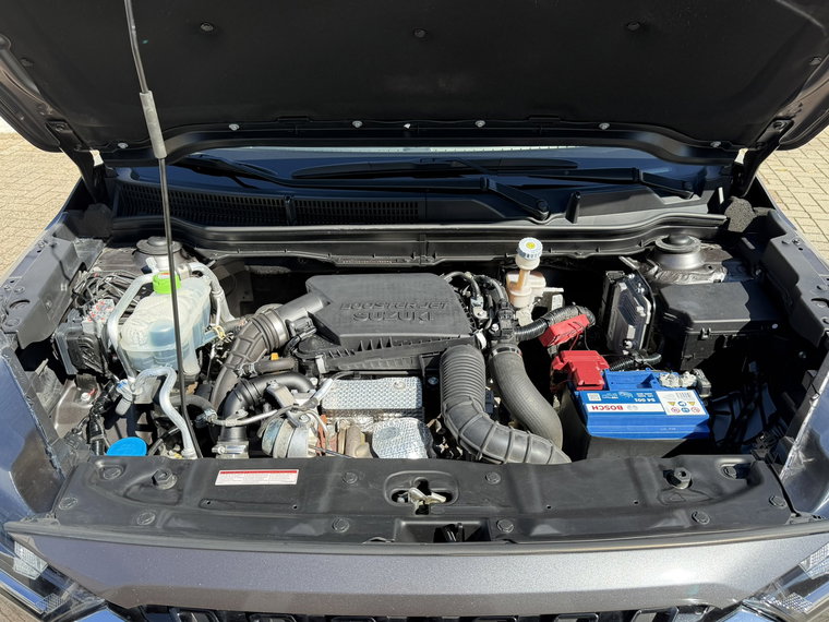 Vehicle Image 37