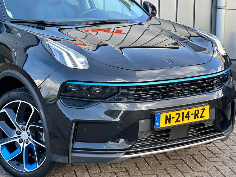 Vehicle Image 18