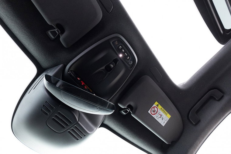 Vehicle Image 32
