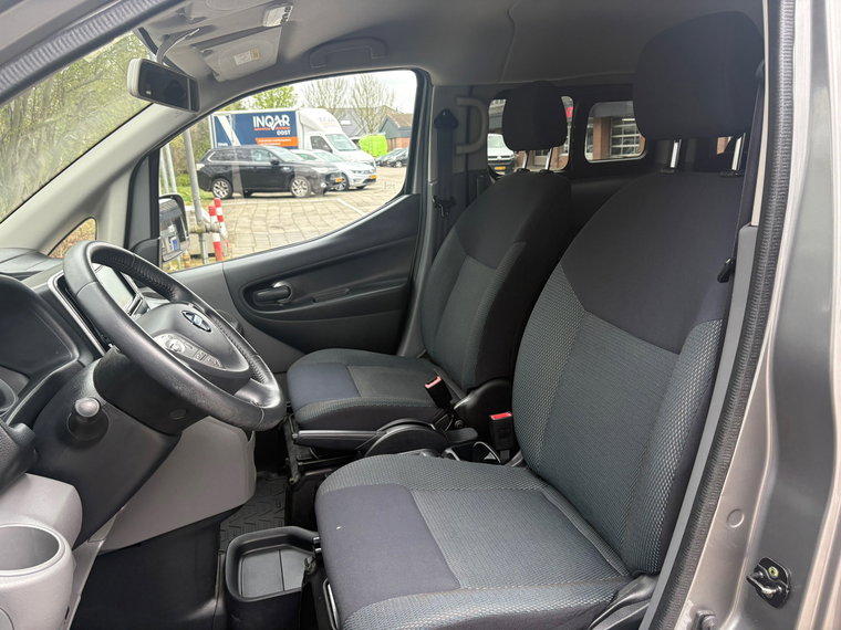 Vehicle Image 17