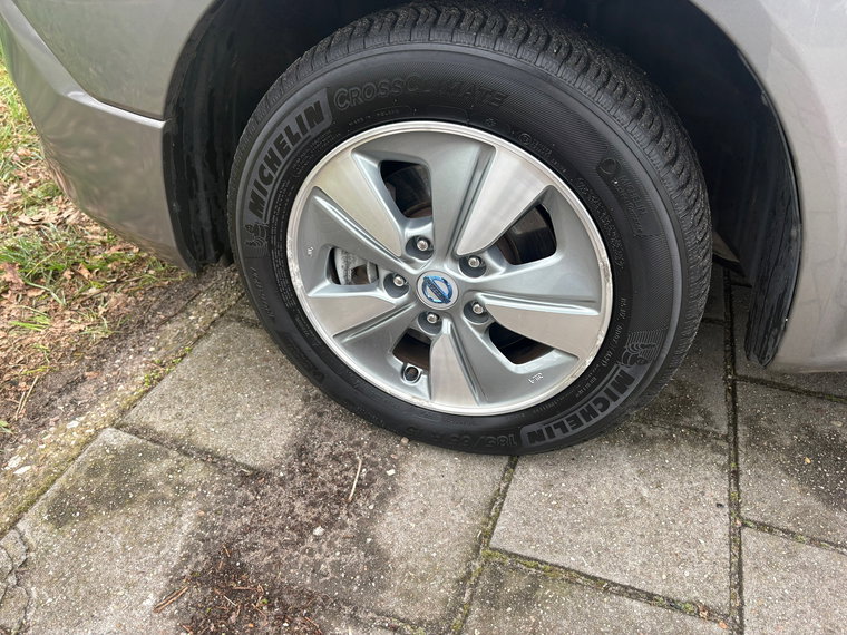 Vehicle Image 26
