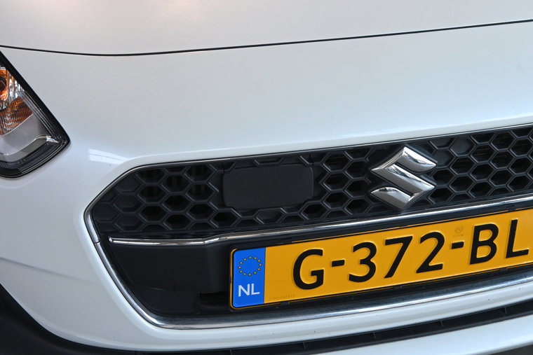 Vehicle Image 24