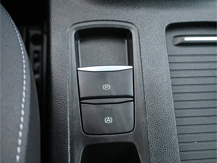 Vehicle Image 28