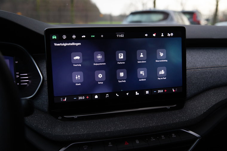 Vehicle Image 15