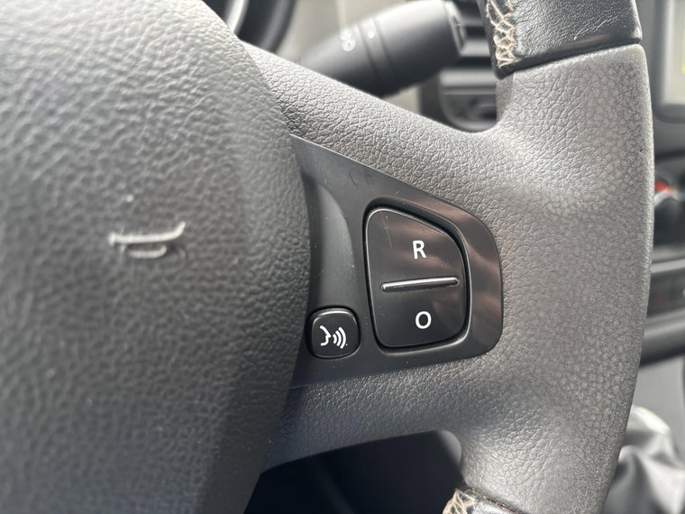 Vehicle Image 27