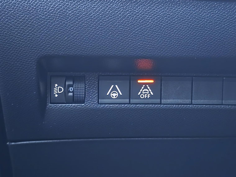 Vehicle Image 42