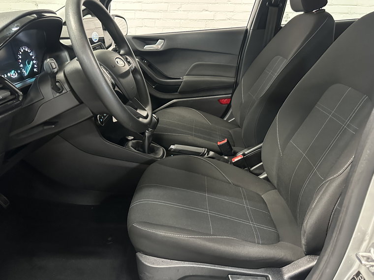 Vehicle Image 22