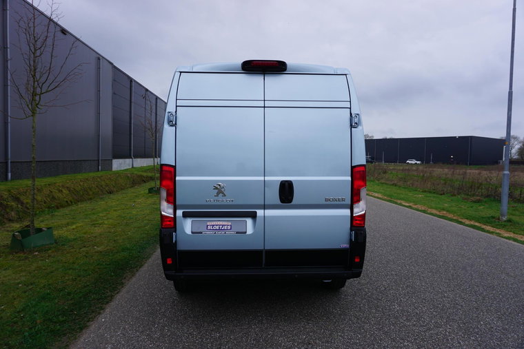 Vehicle Image 34