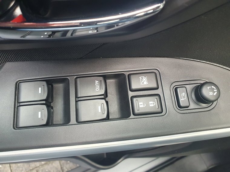 Vehicle Image 40