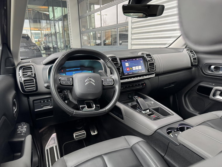 Vehicle Image 31