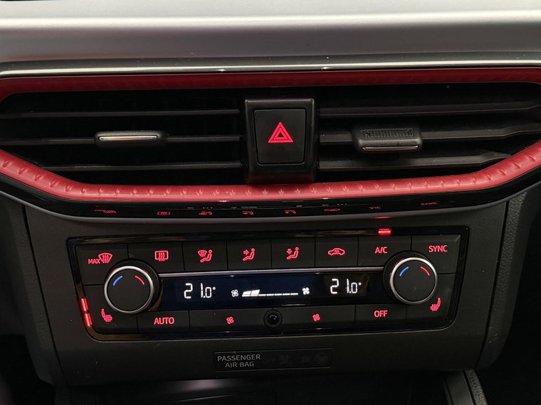 Vehicle Image 29