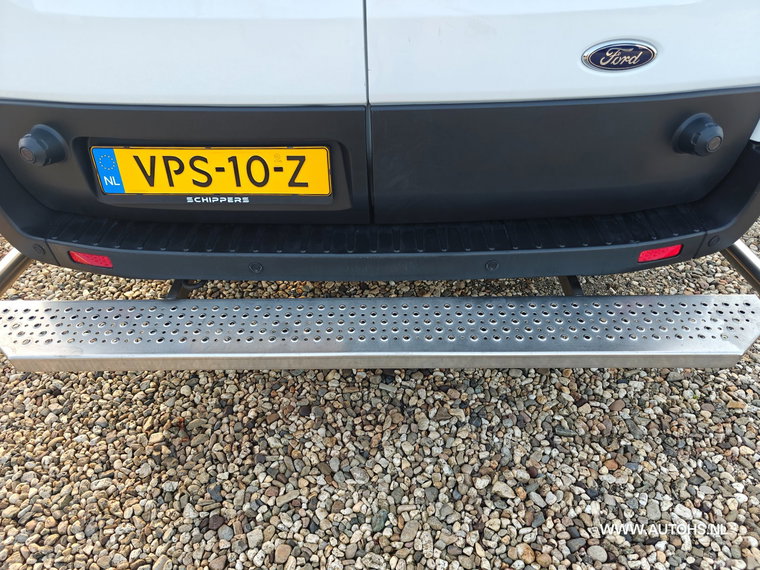 Vehicle Image 17