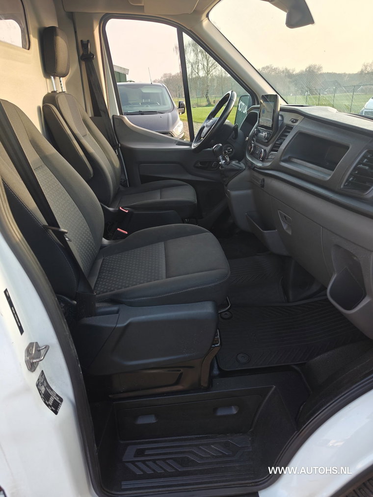 Vehicle Image 21