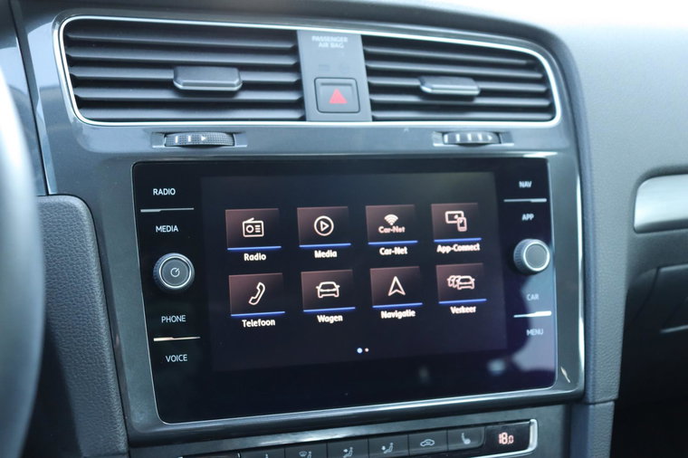 Vehicle Image 19