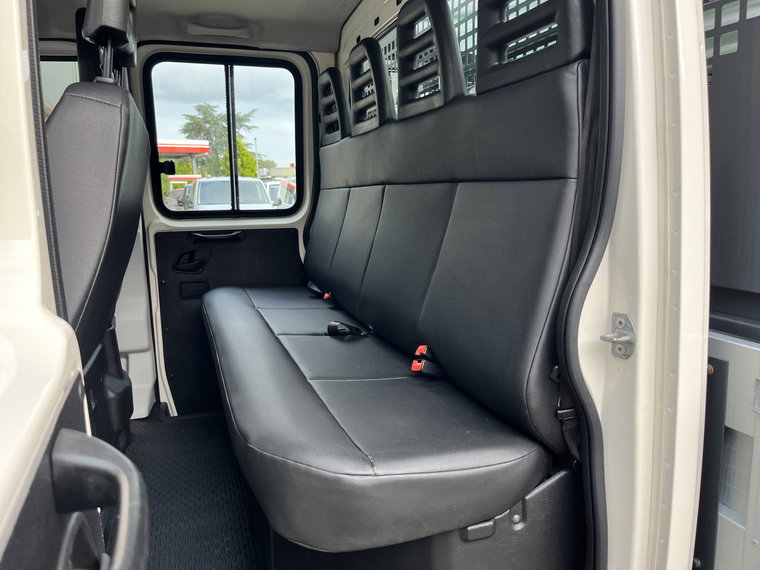Vehicle Image 31