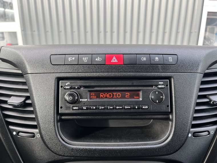 Vehicle Image 34
