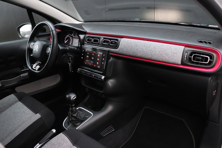 Vehicle Image 20
