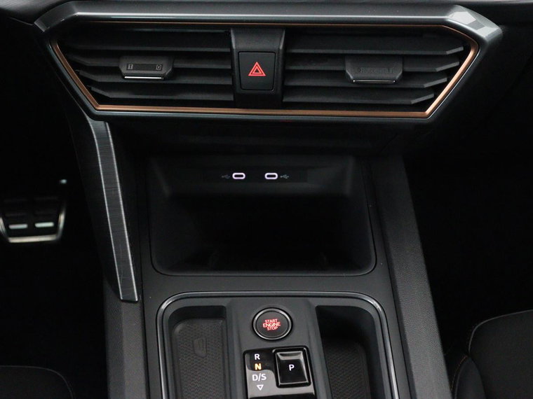 Vehicle Image 33
