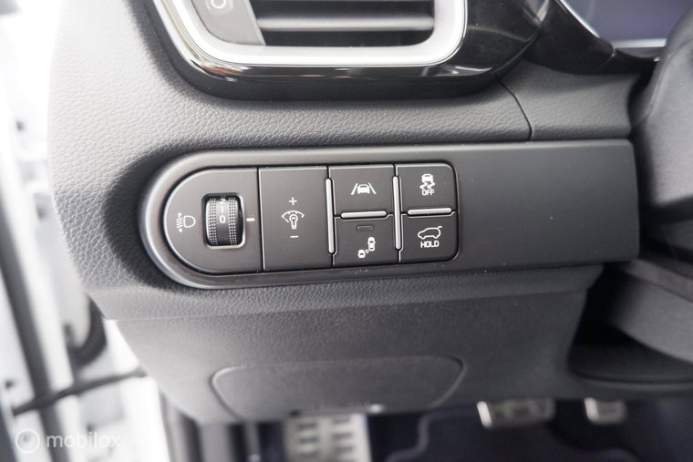 Vehicle Image 40