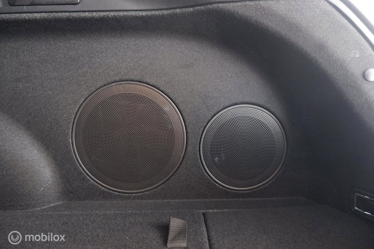 Vehicle Image 45