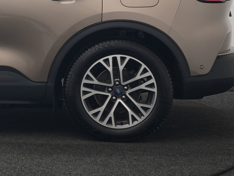 Vehicle Image 48