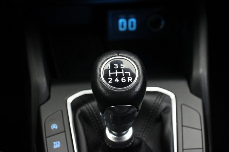 Vehicle Image 26
