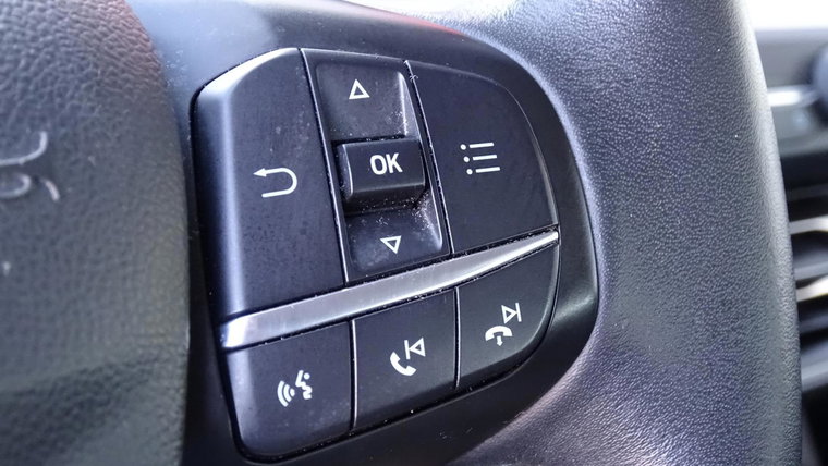 Vehicle Image 24