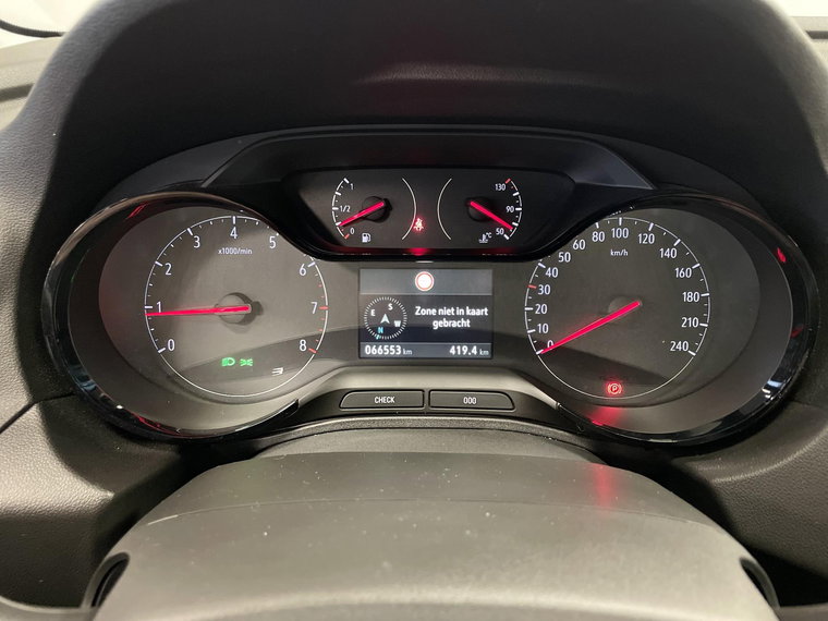Vehicle Image 26