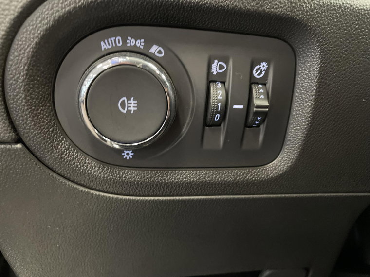 Vehicle Image 28