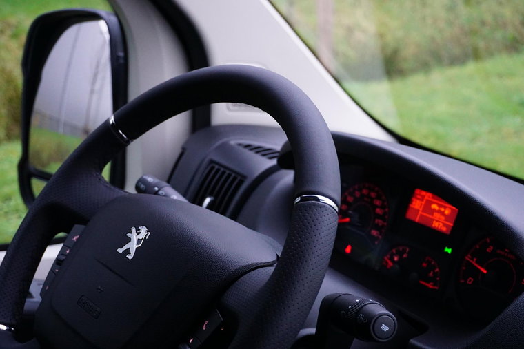 Vehicle Image 30