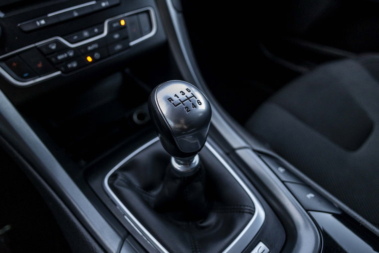 Vehicle Image 32