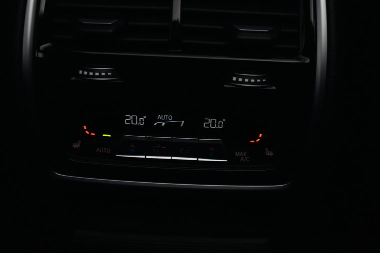 Vehicle Image 34