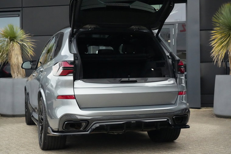 Vehicle Image 36