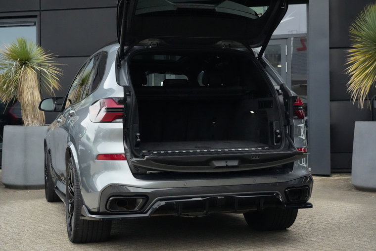 Vehicle Image 37