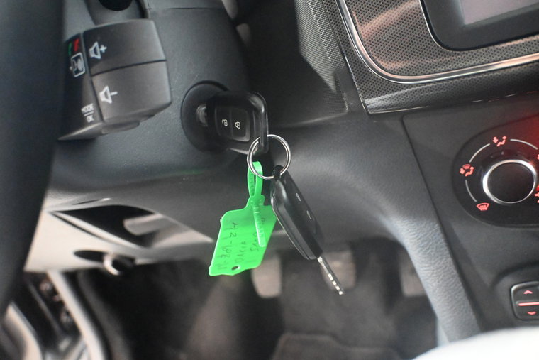 Vehicle Image 19