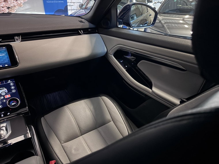 Vehicle Image 41