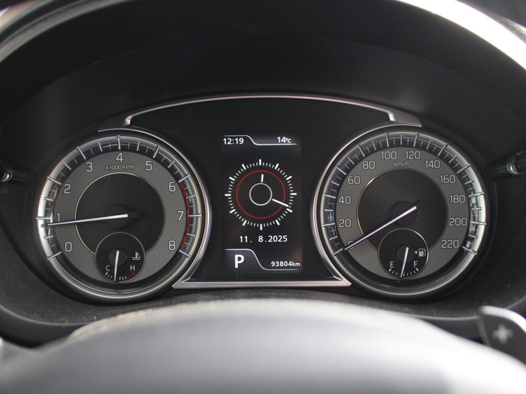Vehicle Image 24