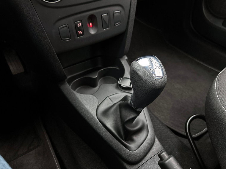 Vehicle Image 23