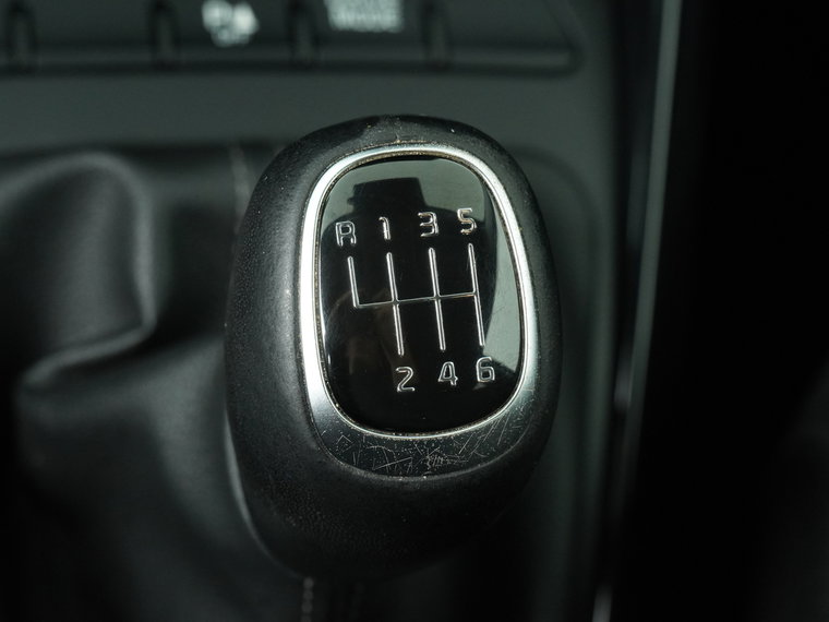 Vehicle Image 33