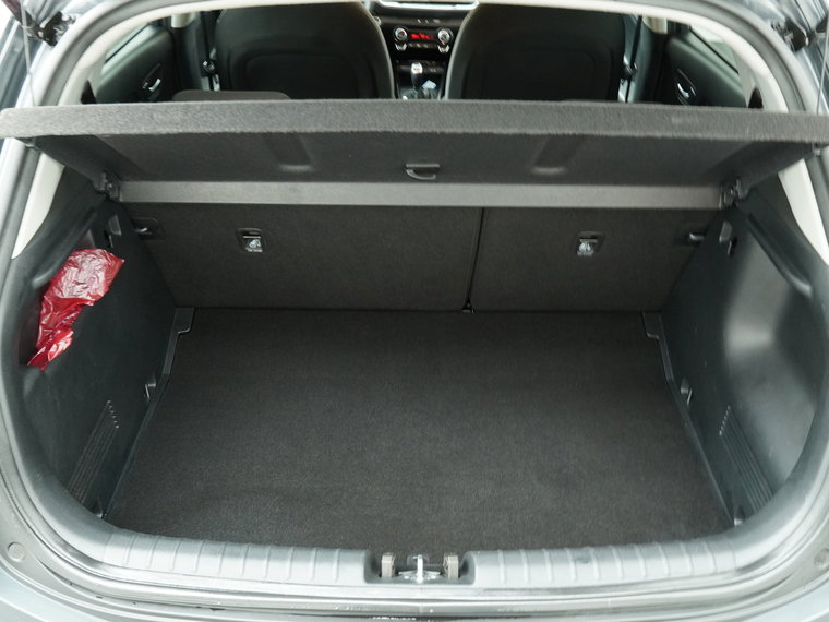 Vehicle Image 40
