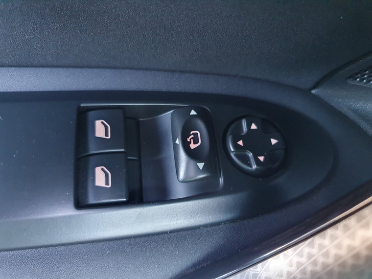 Vehicle Image 41