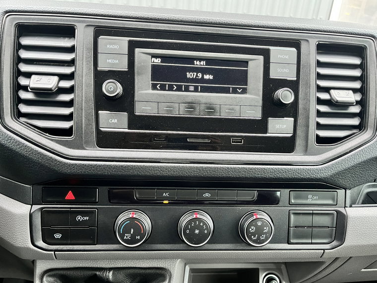 Vehicle Image 32
