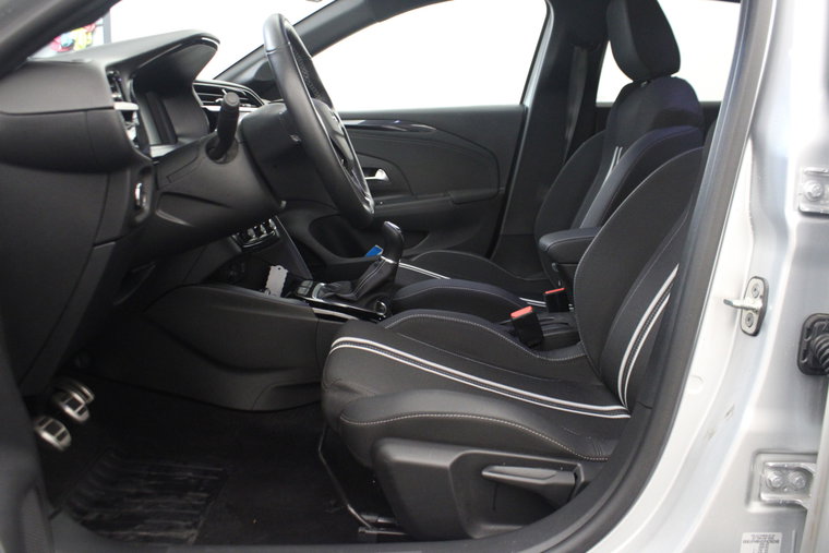 Vehicle Image 15