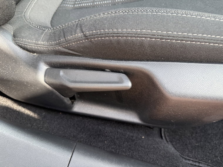 Vehicle Image 39
