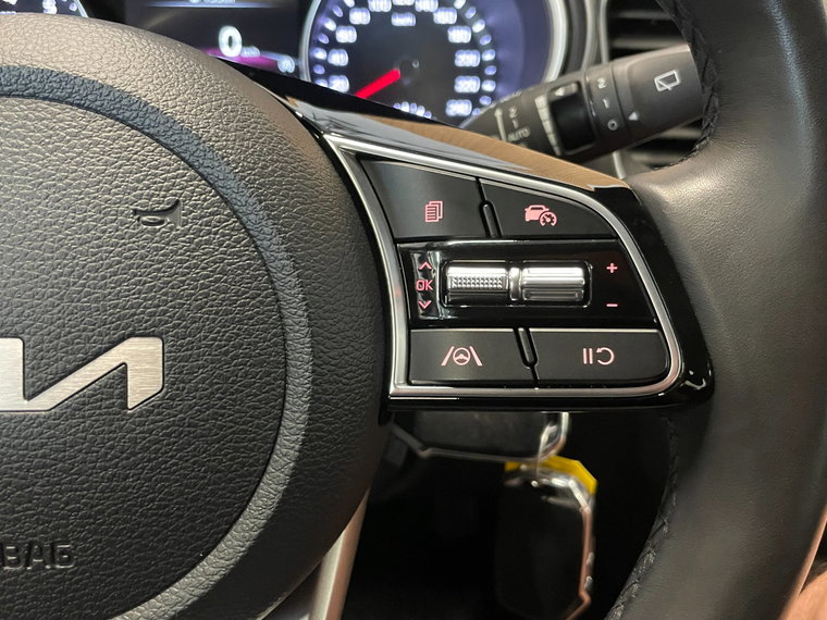Vehicle Image 37