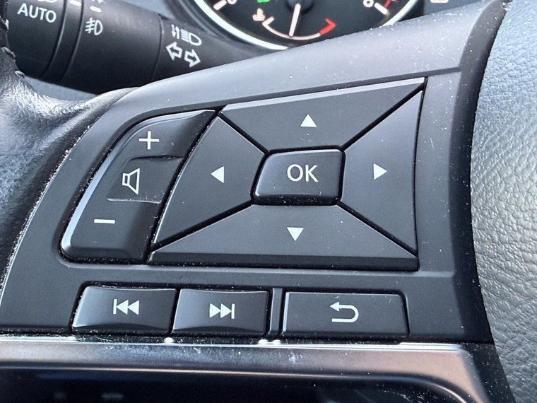 Vehicle Image 26