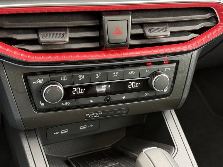 Vehicle Image 24