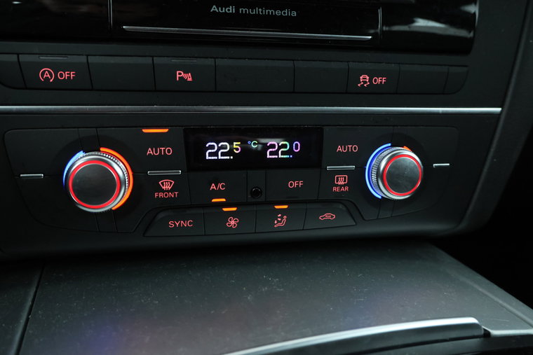 Vehicle Image 34